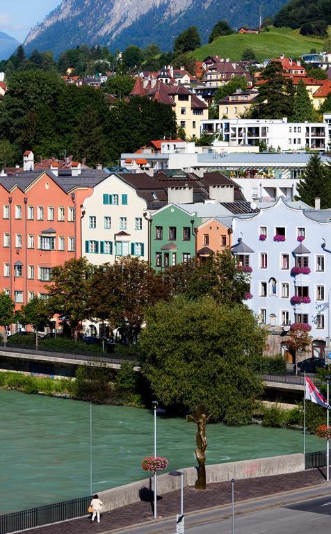 Cityhotel Schwarzer Baer Innsbruck Exterior photo
