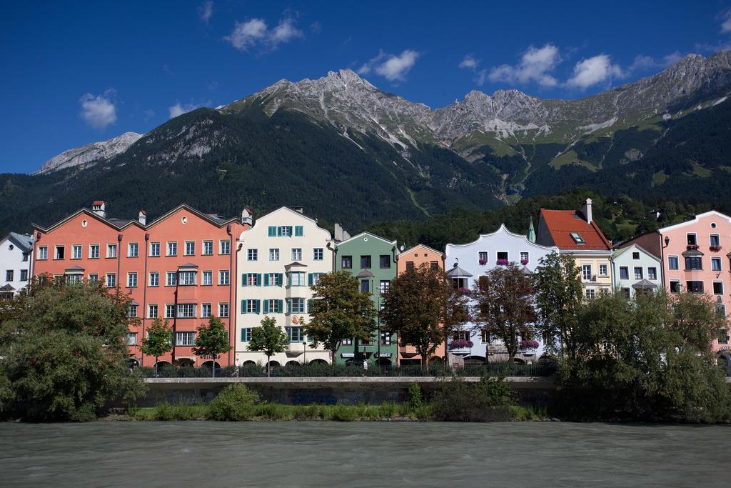 Cityhotel Schwarzer Baer Innsbruck Exterior photo